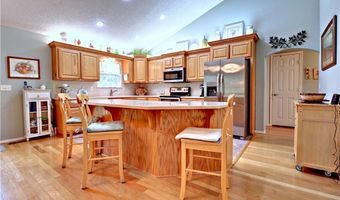 1 Bacton Ln, Bella Vista, AR 72714
