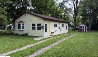 147 Valley Ave, Alma, MI 48801