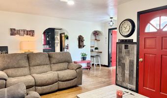 600 E Pearl St, Aurora, MO 65605
