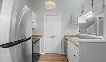 1750 James Buchanan Dr, Biloxi, MS 39531