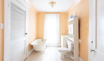 1138 M St, Bedford, IN 47421