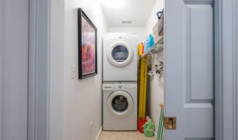 46 Stetson Pl 46, Danbury, CT 06811