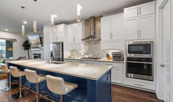 20379 CODMAN Dr, Ashburn, VA 20147