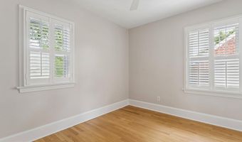 1109 N ILLINOIS St, Arlington, VA 22205
