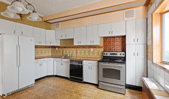 71 W 17TH St, Bayonne, NJ 07002