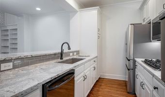 4144 Towne Green Cir, Addison, TX 75001