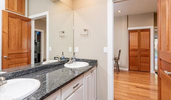 16440 Chasewood Ln, Anchorage, AK 99516