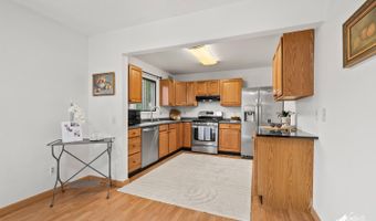 6860 Burlwood Dr, Anchorage, AK 99507