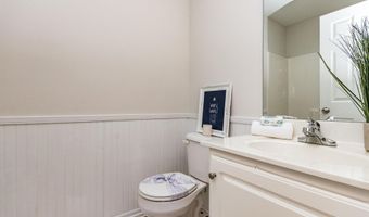 1041 Mica Lamp Ct, Apex, NC 27502