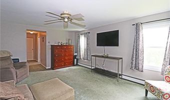 23 Sherman Ln, Middletown, RI 02842