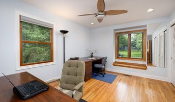 2135 Tuomy Rd, Ann Arbor, MI 48104