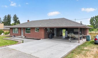 559 Rich Ln, Blackfoot, ID 83221