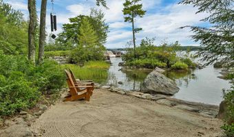 348 Big Barndoor Is, Alton, NH 03810