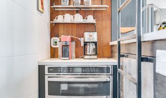 796 Awalau Rd, Haiku, HI 96708