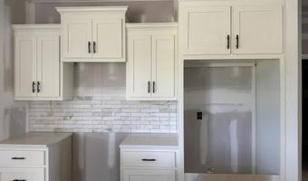 423 Indian Creek Cir, Adel, GA 31620