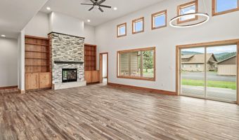 24 Bellflower, Blanchard, ID 83804