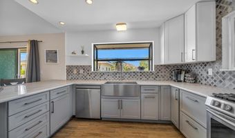194 Kamakoi Loop, Kihei, HI 96753