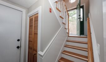50 Edinburgh Dr, Bedford, NH 03110