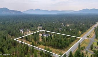 871 W Kenai Ln, Athol, ID 83801