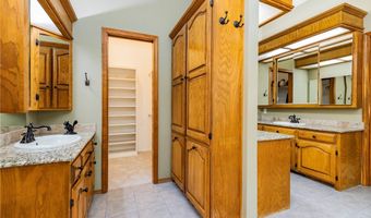 12 Marykirk Ln, Bella Vista, AR 72715