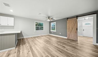 203 HERBERT St, Auburndale, FL 33823
