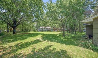 1922 Parkmont Ln, Anoka, MN 55303