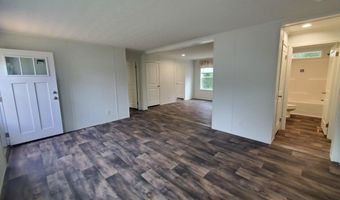 70 Shepherd Dr, Bangor, ME 04401