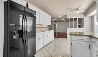 605 Cambridge Dr, Altus, OK 73521
