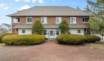 203 Glamorgan St, Alliance, OH 44601