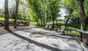 5211 Trading Post Trl S, Afton, MN 55001