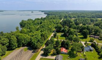 6677 Morningview Dr, Andover, OH 44003