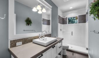 61525 Meeks Trl, Bend, OR 97702