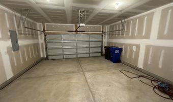37 Bluebell St, Angier, NC 27501
