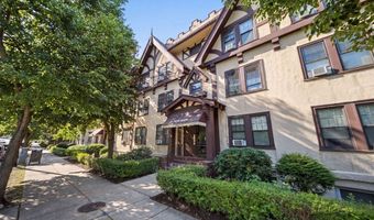 1722 Commonwealth Ave 1, Boston, MA 02135