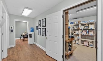 7 W MAIN St 12-14, Apopka, FL 32703