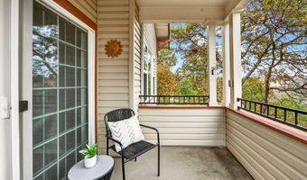 920 Mountain Meadows Cir, Ashland, OR 97520