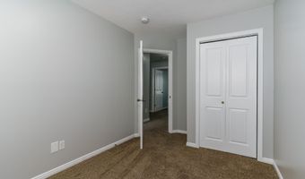 573 Raven Way Apt B, Chubbuck, ID 83202