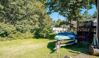 5 River St, Newmarket, NH 03857