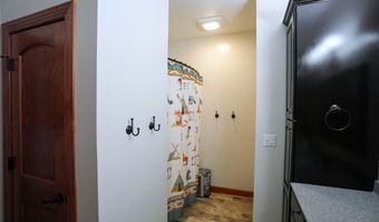 617 B Ave E, Albia, IA 52531
