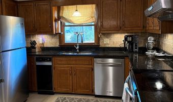 5686 Golden Isle W, Baxley, GA 31513