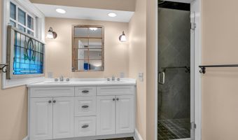 767 East Ave, Bay Head, NJ 08742