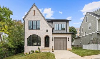 2133 N OAKLAND St, Arlington, VA 22207