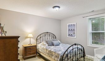 311 Jacks Knob Rd, Barnardsville, NC 28709