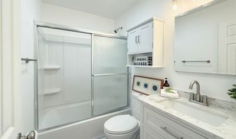 8 Burmont Ct, Utica, NY 13502