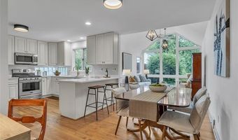 1816 Frieze Ave, Ann Arbor, MI 48104
