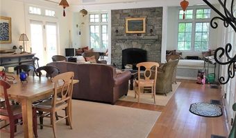 118 Long Ridge Rd, Danbury, CT 06810
