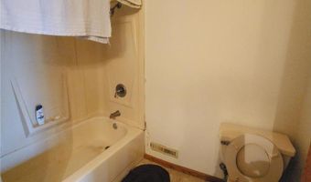 1306 Crestview Rd, Albert Lea, MN 56007