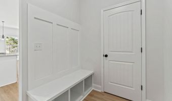 424 Highland Pointe Dr, Alto, GA 30510