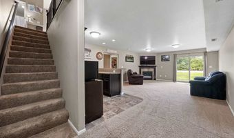 303 S Stewart St, North Liberty, IA 52317