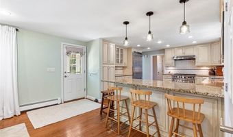 20 Terrace Dr, Barrington, RI 02806